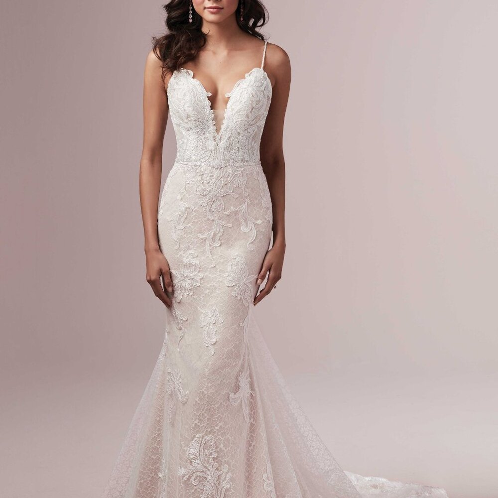 Rebecca Ingram Laurette Wedding Gown Size 14 Lace